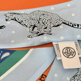 Шарф Hermès Cheetah Bandana Twilly из 