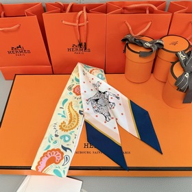 Шарф Hermès Cheetah Bandana Twilly из 