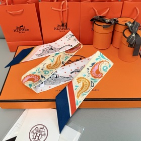 Шарф Hermès Cheetah Bandana Twilly из 