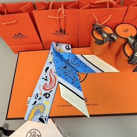 Шарф Hermès Cheetah Bandana Twilly из 
