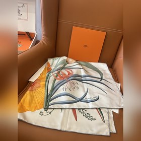 Шелковый шарф Hermès Eternal Bouquet 9