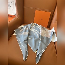 Квадратный платок Hermès Immortal Bouq