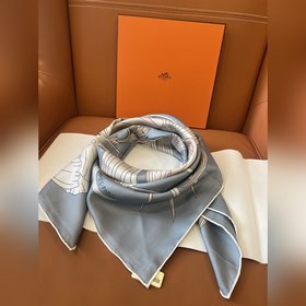 Квадратный платок Hermès Immortal Bouq