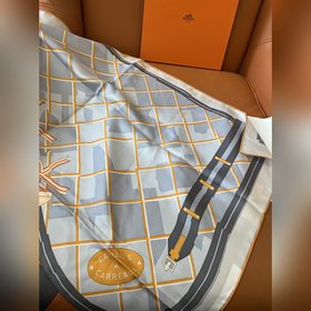 Hermes Осень 2025 Маска с лошадиным уз