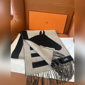Hermes Новинка История любви коня Ч