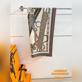 Шарф Hermès, ручной работы, сшитый с п
