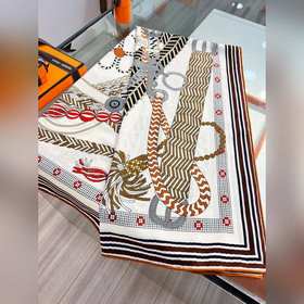 Шарф Hermès, ручной работы, сшитый с п
