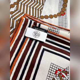 Шарф Hermès, ручной работы, сшитый с п
