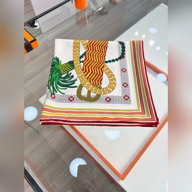 Шарф Hermès, ручной работы, сшитый с п