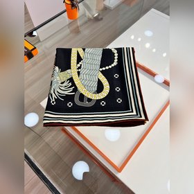 Шарф Hermès, ручной работы, сшитый с п