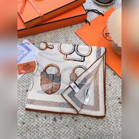 Hermès： поэтическая ретроспектива исто