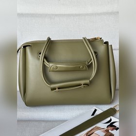 Размеры： 28,5 × 11 × 23 см  Оливково