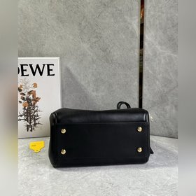 новый  Новая сумка Madrid Medium — в