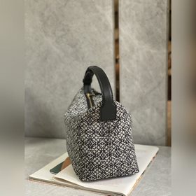 В наличии! Сумка-ланчбокс — новейшая н