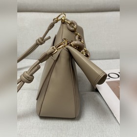 loewe2026 Песок Размеры 26-18-13 O
