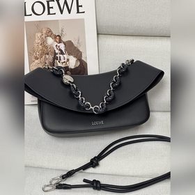 loewe2026 Deep Blue Размеры 26-18-13