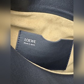 loewe2026 Deep Blue Размеры 26-18-13