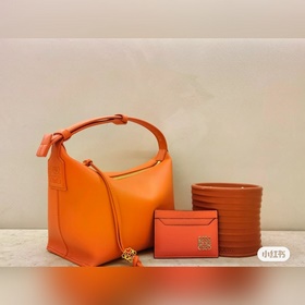LOEWE Новая кожаная сумка CUBI Сумка