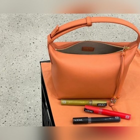 LOEWE Новая кожаная сумка CUBI Сумка