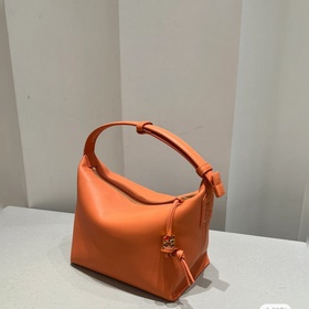 LOEWE Новая кожаная сумка CUBI Сумка