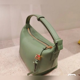 LOEWE Новая кожаная сумка CUBI Сумка