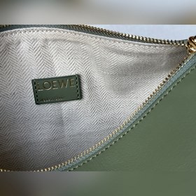 LOEWE  Новая кожаная сумка для обед