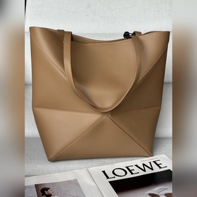 LOEWE X SUNA FUJITA Глянцевая телячь