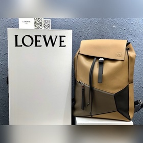 LOEWE Puzzle Backpack Пополнение запас