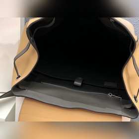 LOEWE Puzzle Backpack Пополнение запас