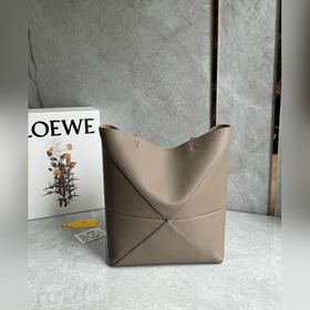 новый  Серия Puzzle Fold завоевала р