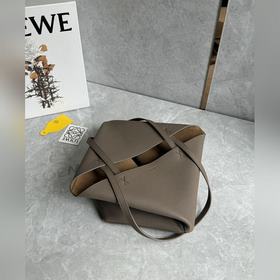 новый  Серия Puzzle Fold завоевала р