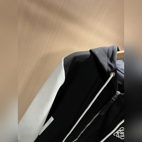 Комплект унисекс капюшоном Loewe 2026 