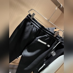 Комплект унисекс капюшоном Loewe 2026 