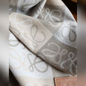 Плед Loewe   Изготовлено из исключи