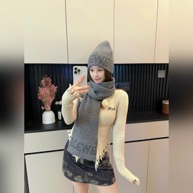 Новинка от Loewe — «Маленькая красная 