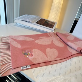 Новинка! Loewe · Редкая и нежная цвето