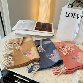 Новинка! Loewe · Редкая и нежная цвето