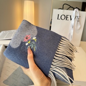 Новинка! Loewe · Редкая и нежная цвето