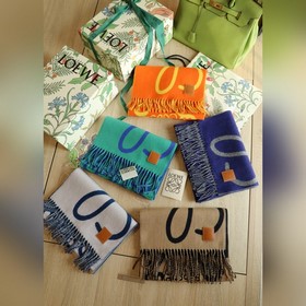 Шарф Loewe Graffiti    Сравнивая м