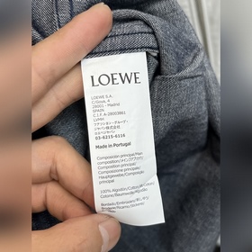 Новая рубашка Loewe 25 Evie сочетает в
