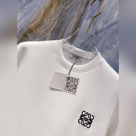 Коллекция Loewe 2026 осень/зима： новей
