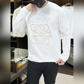 Эксклюзивная весенняя коллекция LOEWE 