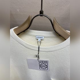 Loewe 2022 Осень/Зима Новинка： Свитер