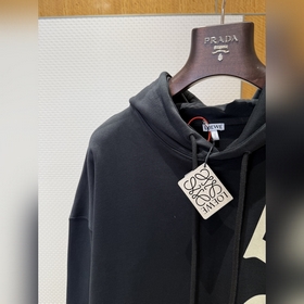 Свитшот с капюшоном и принтом Loewe