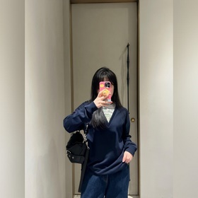 LOEWE Свитшот с V-образным вырезом и в