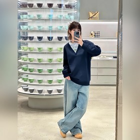 LOEWE Свитшот с V-образным вырезом и в
