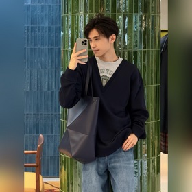 LOEWE Свитшот с V-образным вырезом и в