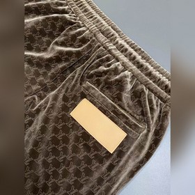 Эксклюзивная новинка Louis Vuitton： бр