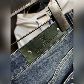 LV Louis Vuitton Эксклюзивная новинка：
