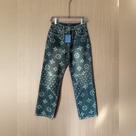 Джинсы Louis Vuitton Distressed Monogr